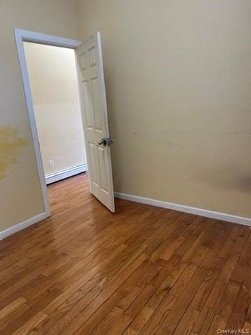 8107 Astoria Blvd - Photo 4 of 10