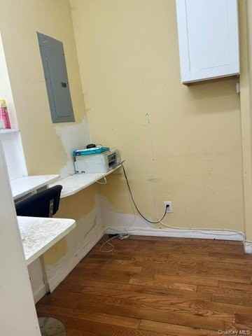8107 Astoria Blvd - Photo 7 of 10
