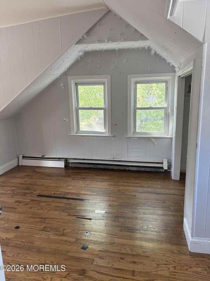 517 George Rd - Photo 2 of 8