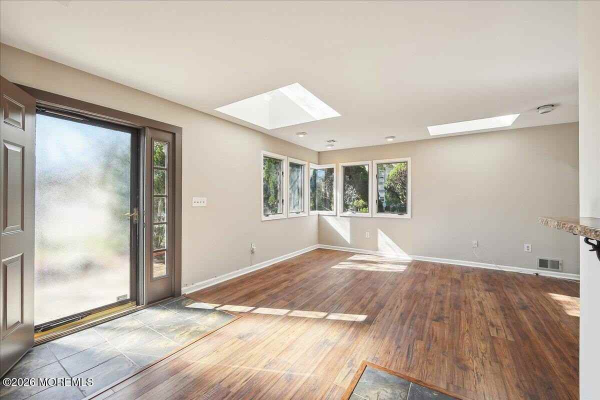 140 Northrup Dr #126 - Photo 5 of 22