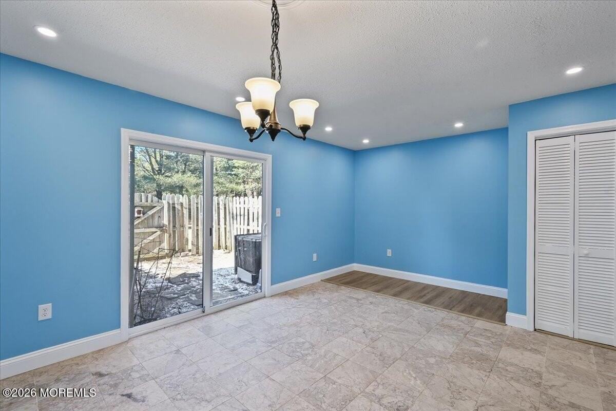 1333 Paris Ct - Photo 6 of 17