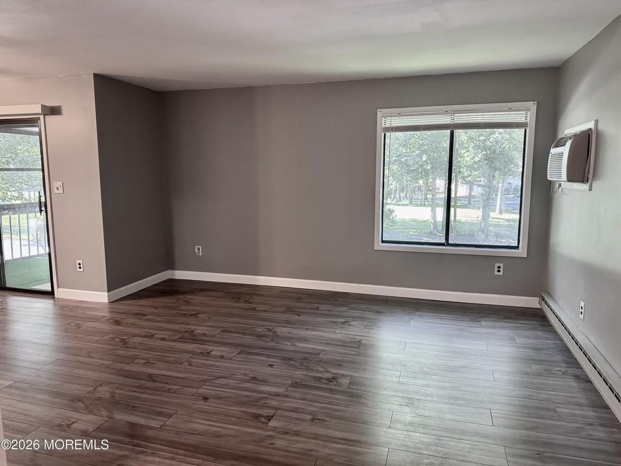 119 Amberly Dr #H - Photo 3 of 14