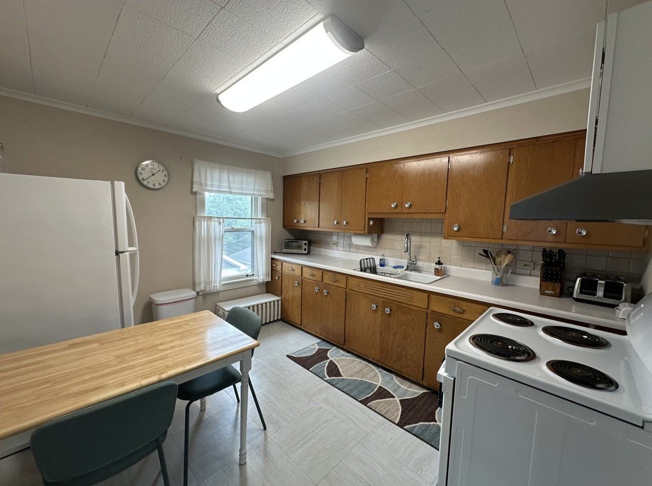 667 Homewood Ave #2 - Photo 2 of 8