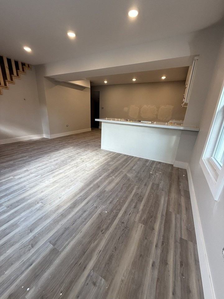 16901 Crane Ave - Photo 4 of 22