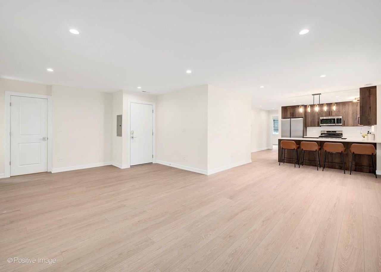 511 Forest Ave #2 - Photo 2 of 14
