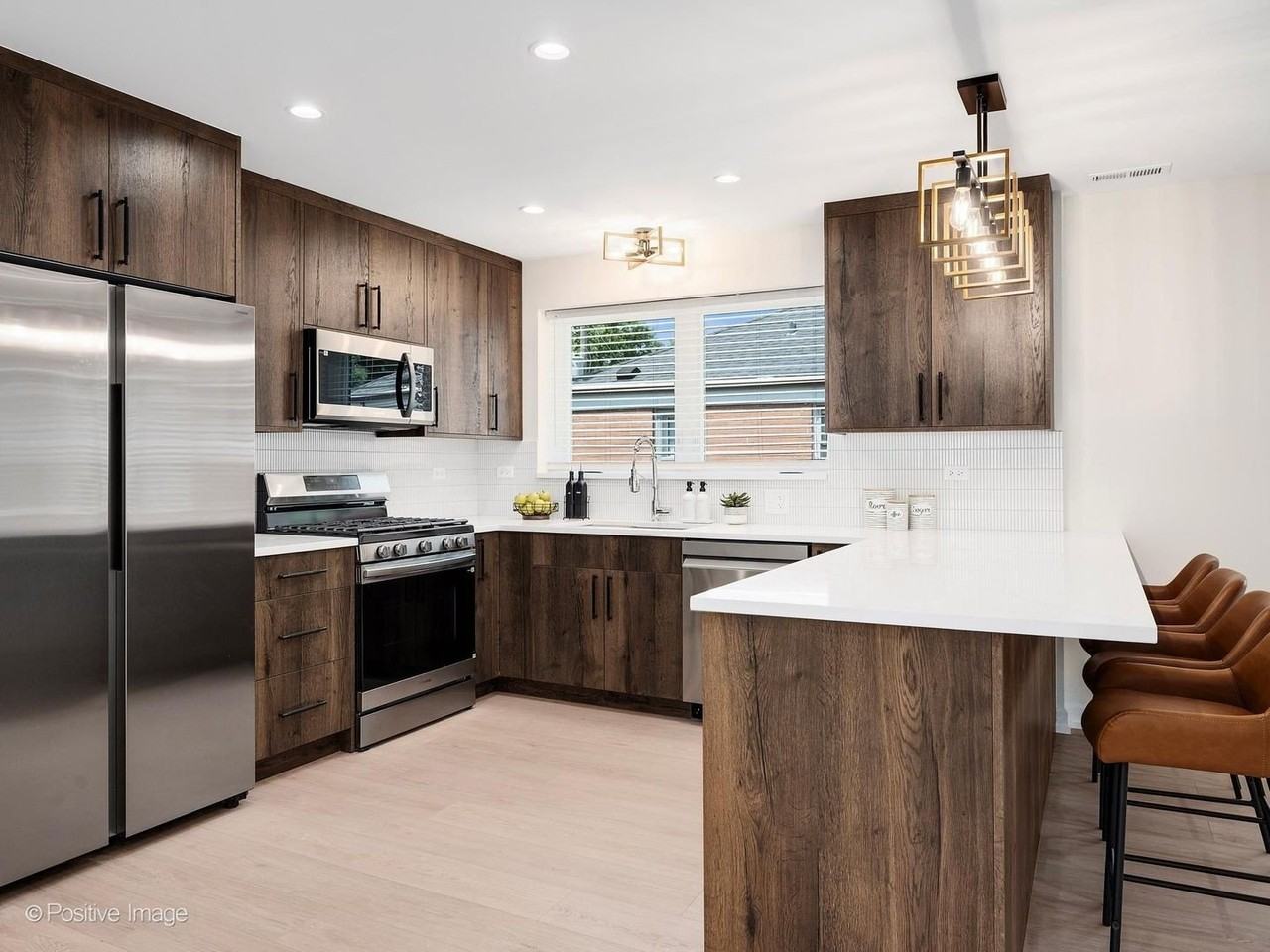 511 Forest Ave #2 - Photo 3 of 14