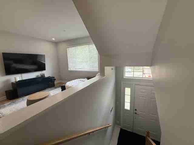 779 Sanborn St - Photo 3 of 34