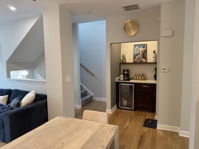 779 Sanborn St - Photo 7 of 34