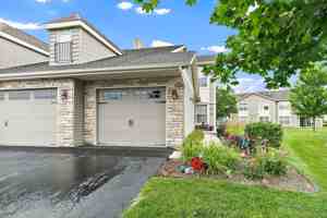featured image of 952 Arvle Cir #952