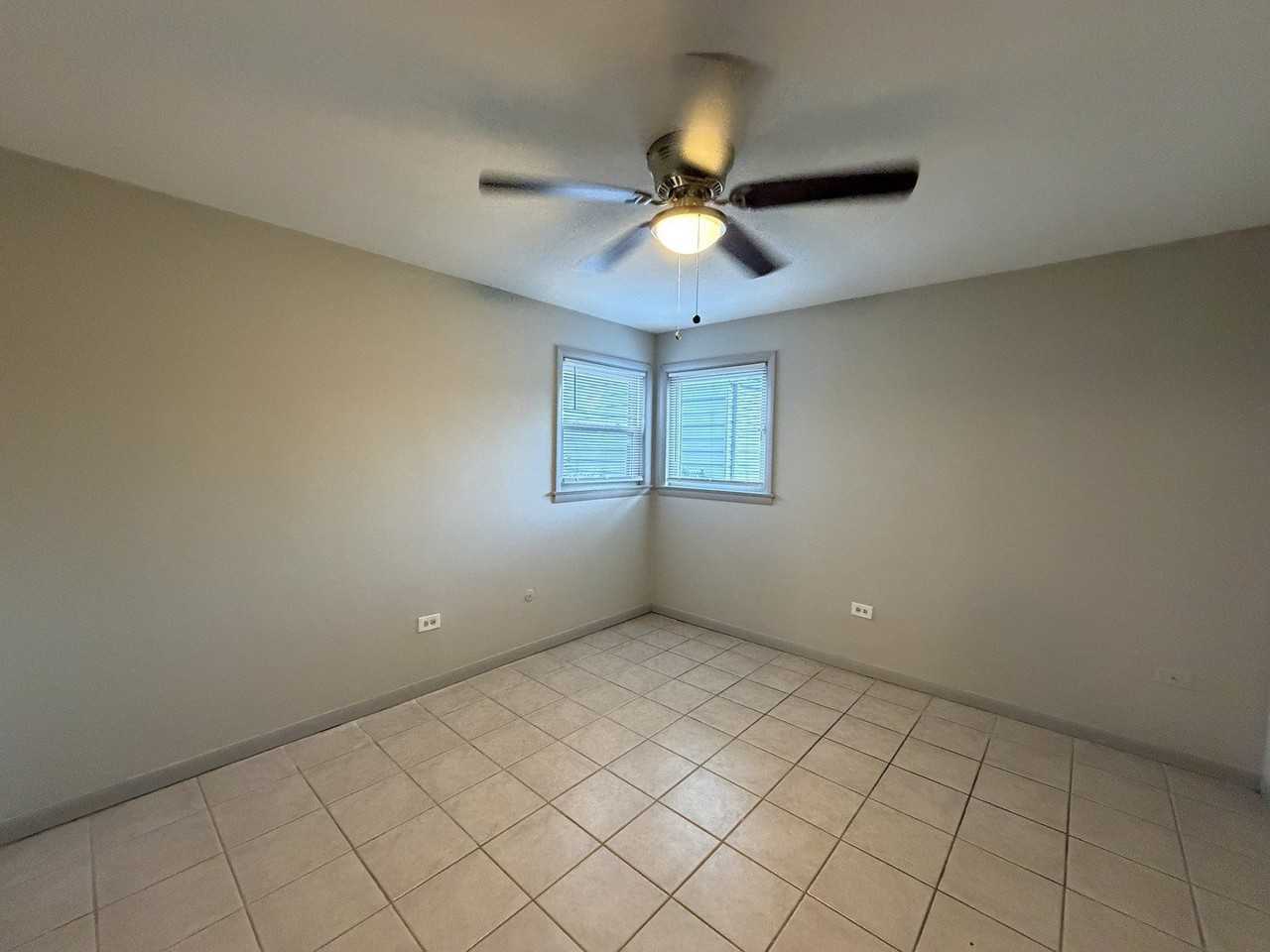 8039 Grand Ave #1S - Photo 5 of 7