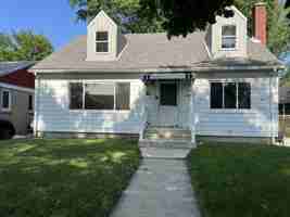 featured image of 9243 Lynwood Dr