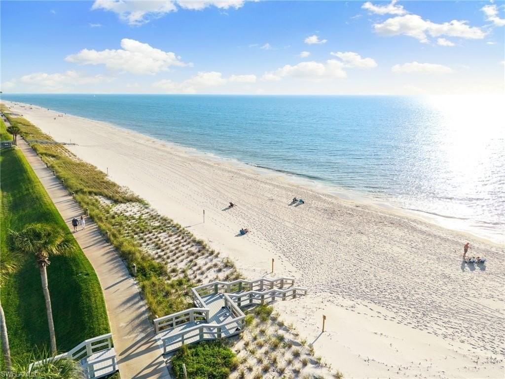 4401 Gulf Shore Blvd N #D806 - Photo 2 of 50