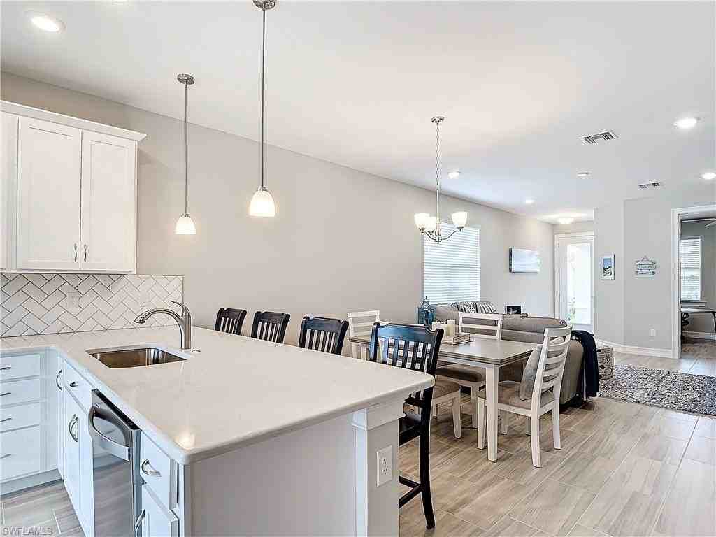16701 Seasons Coast Dr - Photo 7 of 21