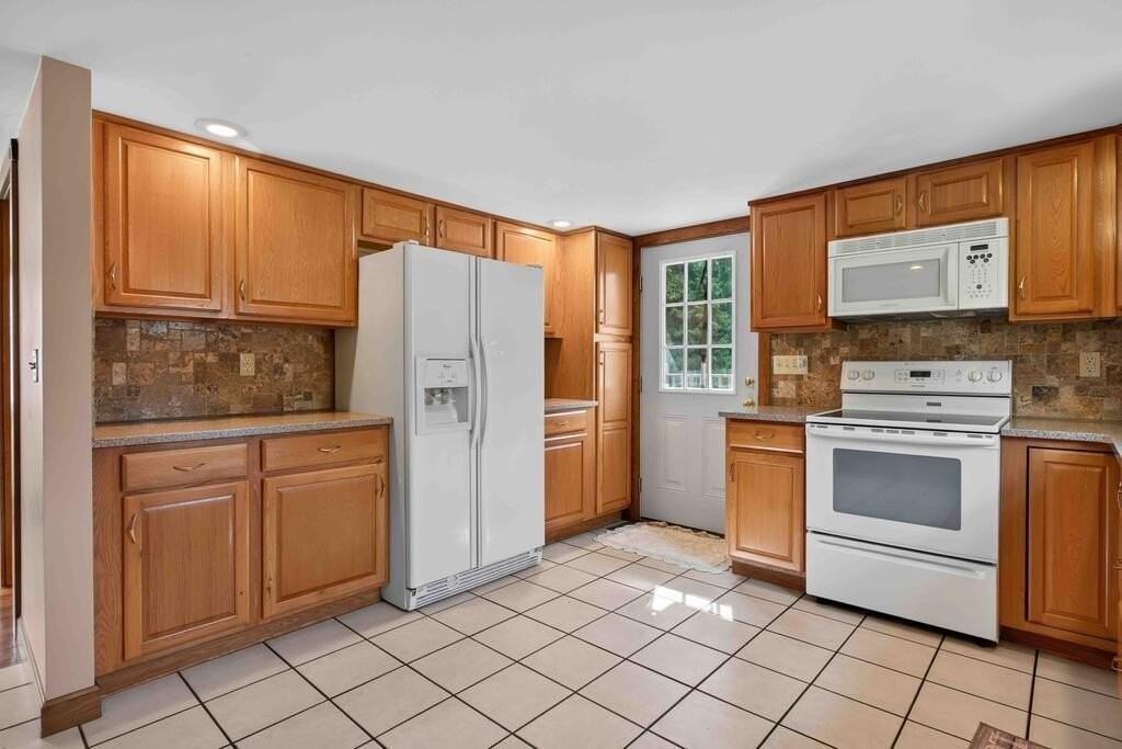 17 Kelsey St - Photo 2 of 38