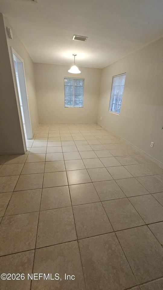 3015 Phyllis St - Photo 3 of 13