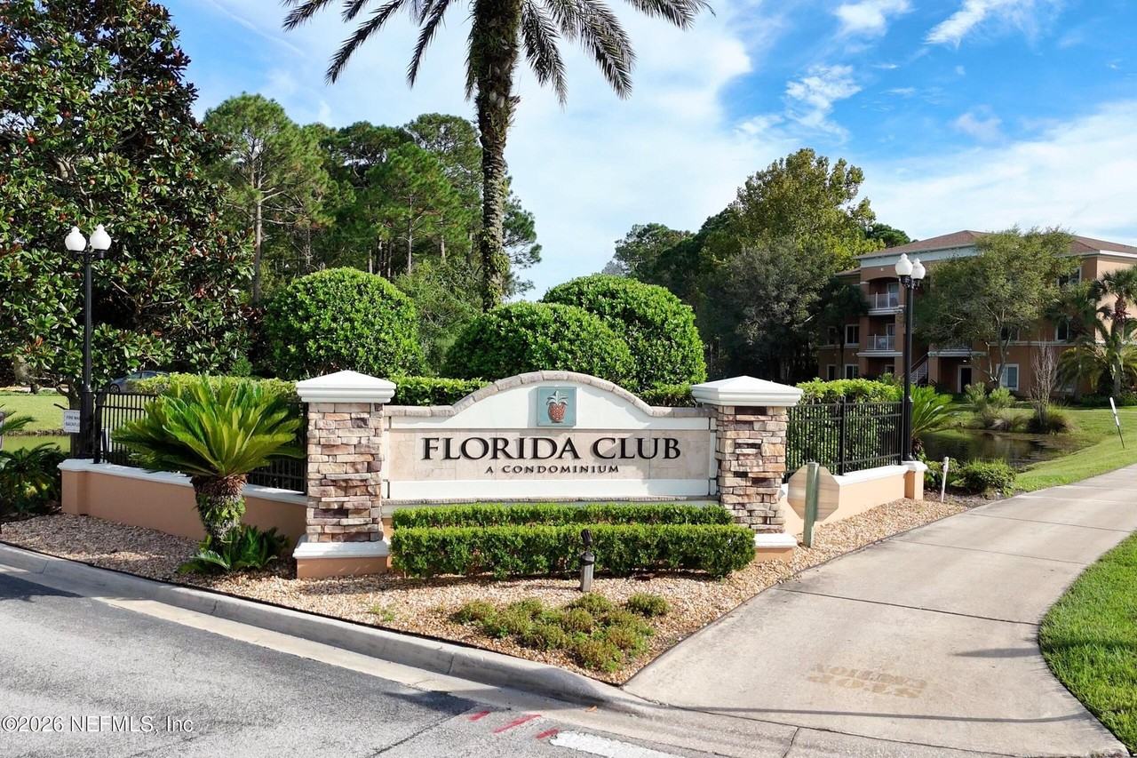 535 Florida Club Blvd #308 - Photo 5 of 44