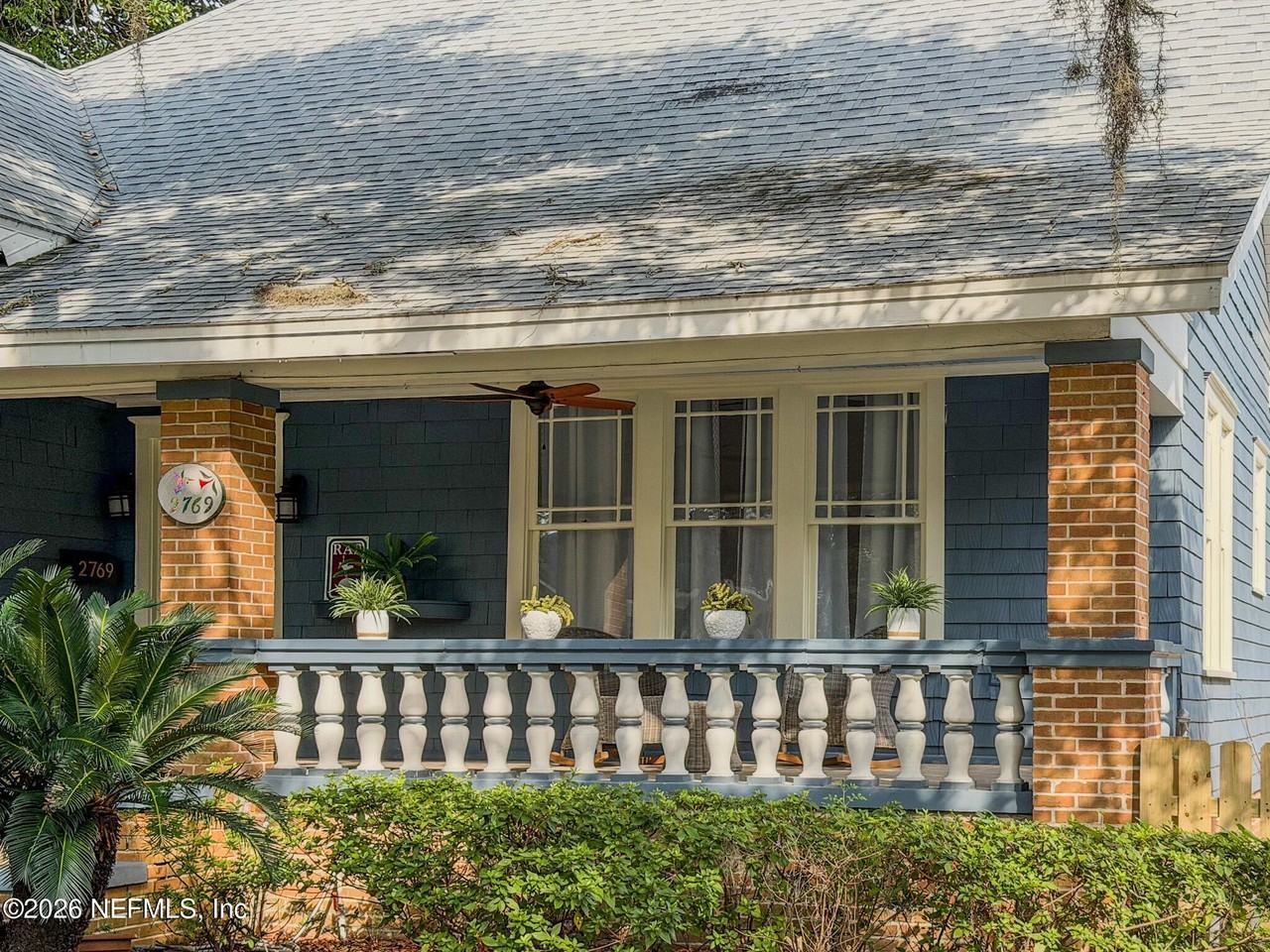 2769 Riverside Ave - Photo 3 of 32