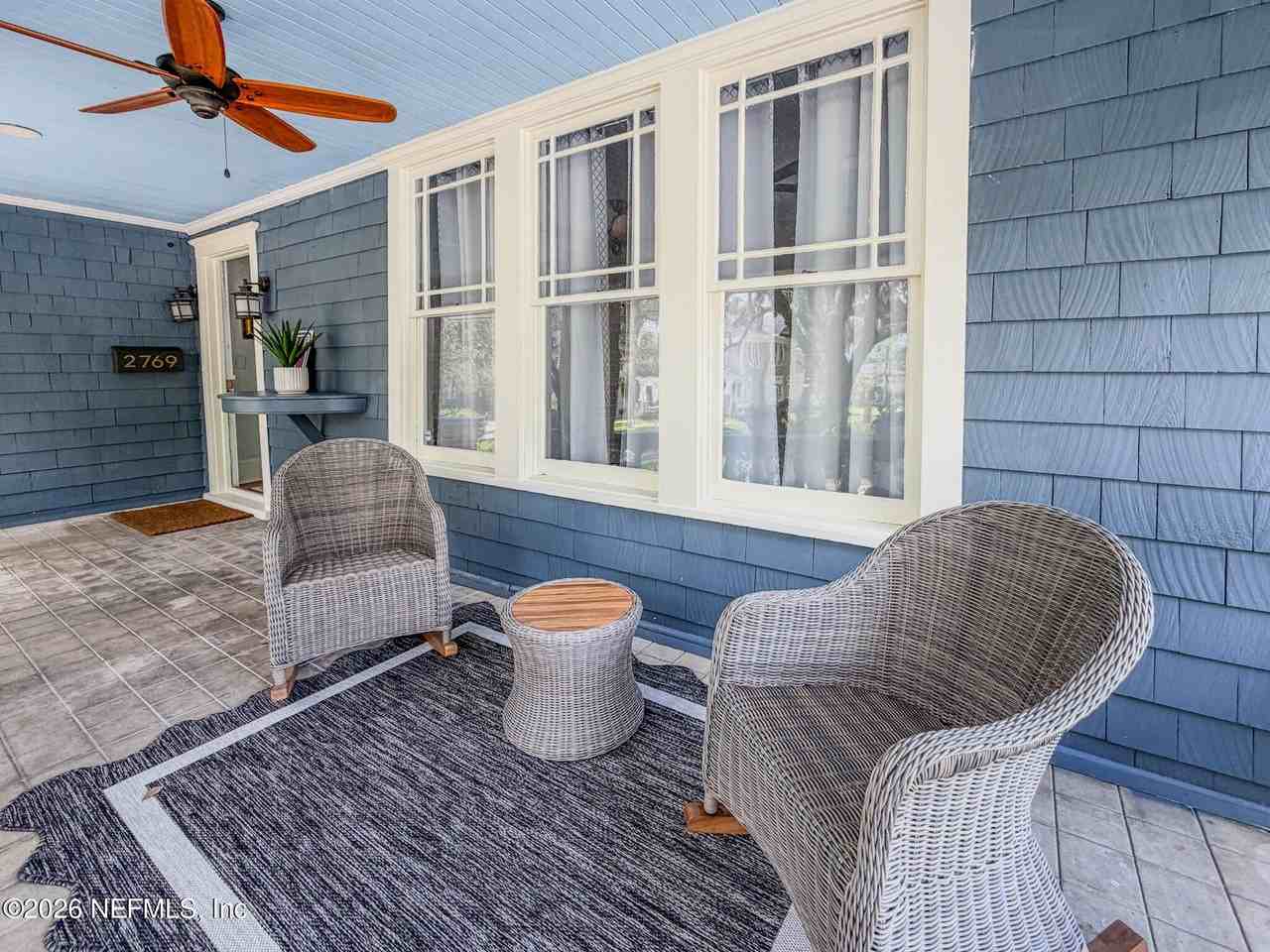 2769 Riverside Ave - Photo 5 of 32