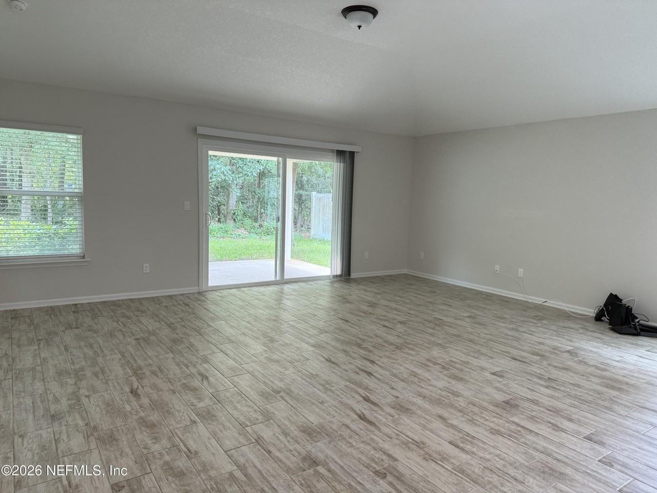 12191 Rouen Cove Dr - Photo 2 of 17