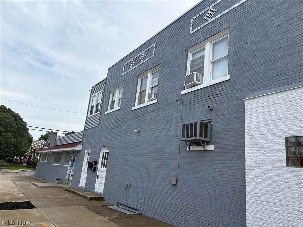 445 E 200th St - Photo 2 of 2