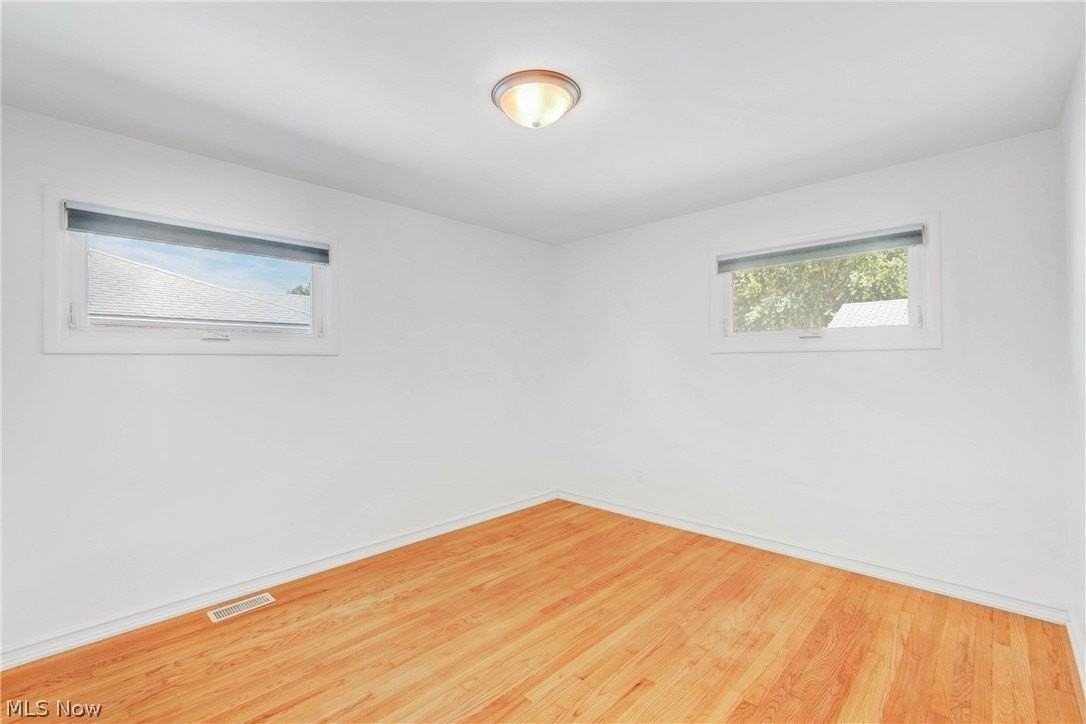 2919 Dale Ave - Photo 5 of 33