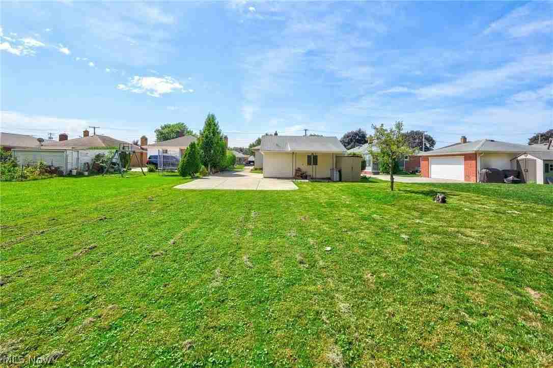 2919 Dale Ave - Photo 6 of 33