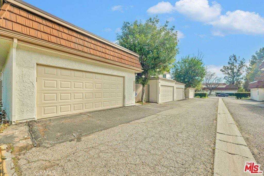 10215 Larwin Ave - Photo 2 of 23