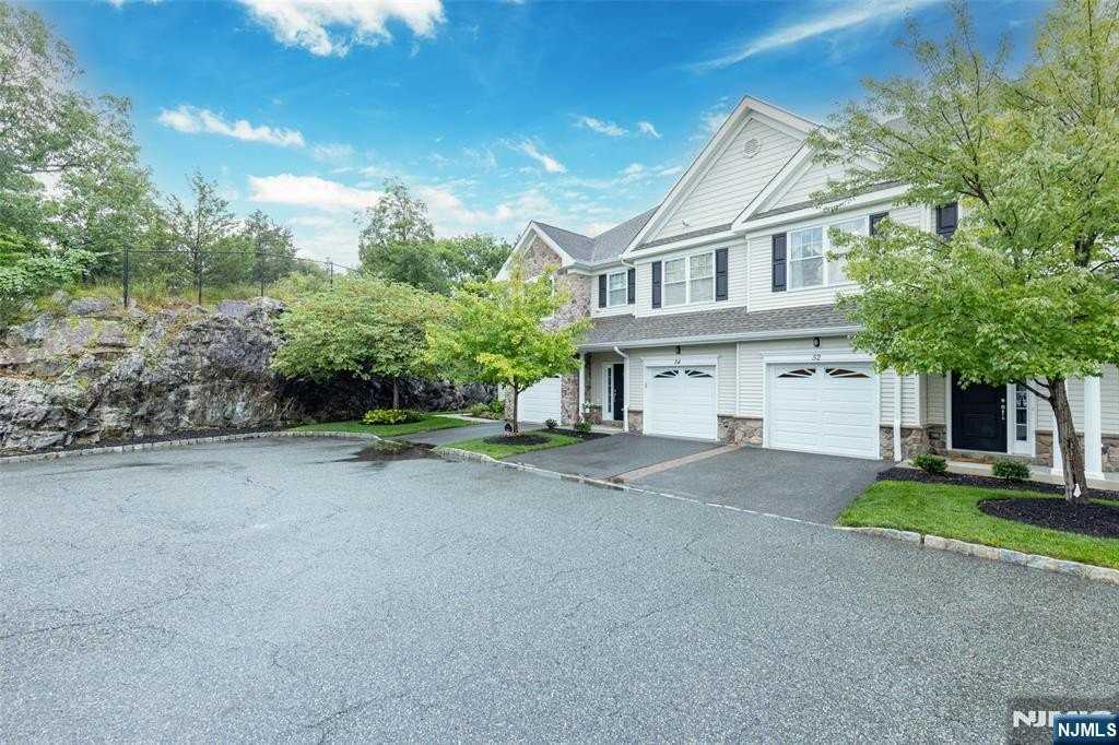 52 Parkside Dr - Photo 2 of 27