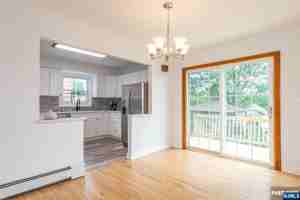 featured image of 222 Union Ave #1stFL