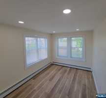featured image of 228 Orchard St #3