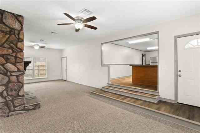 129 Breaux St - Photo 4 of 12