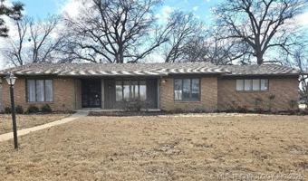 featured image of 6008 E 56th Pl