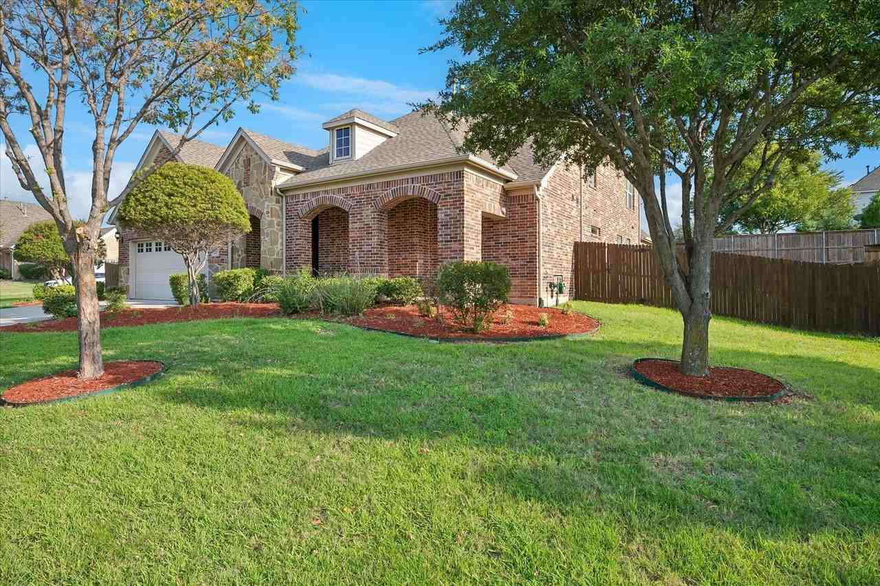223 Aspen Ln - Photo 2 of 26