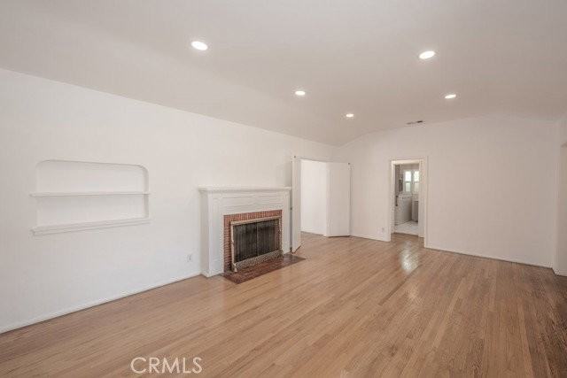 6229 Agnes Ave - Photo 6 of 8