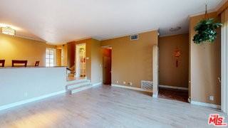 21821 Burbank Blvd #139 - Photo 3 of 8