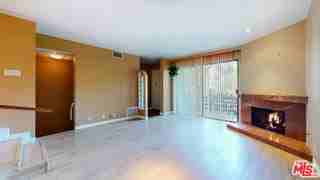 21821 Burbank Blvd #139 - Photo 4 of 8