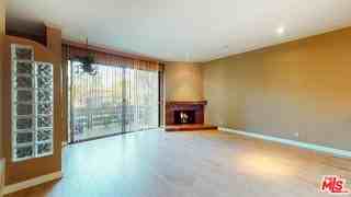 21821 Burbank Blvd #139 - Photo 5 of 8