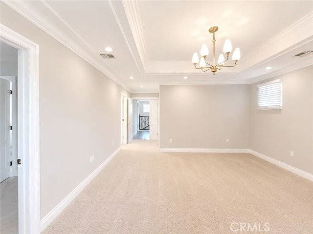 14 W Le Roy Ave - Photo 3 of 8