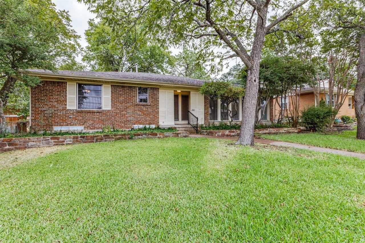 1303 Northlake Dr - Photo 2 of 26