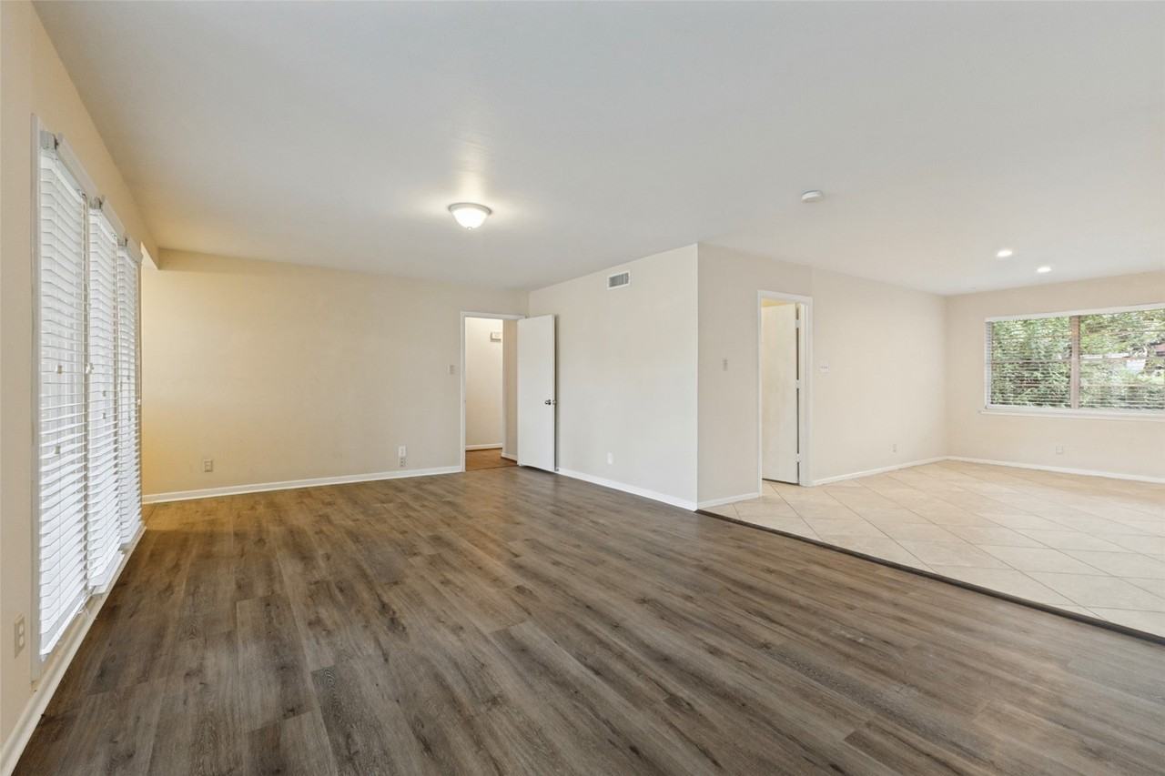 1303 Northlake Dr - Photo 7 of 26