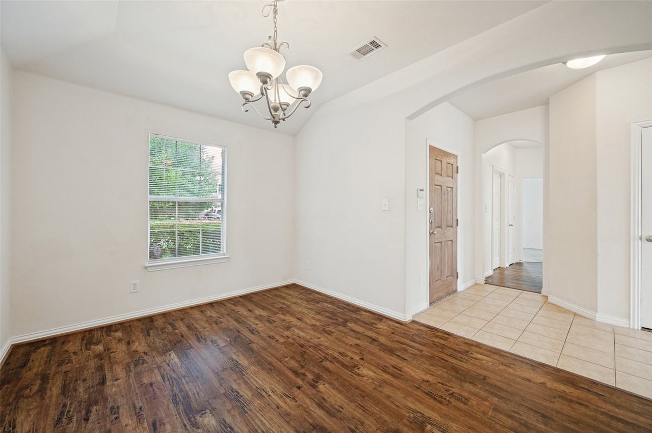 5005 Ridge Run Dr - Photo 7 of 27