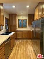 featured image of 639 Navy St #B