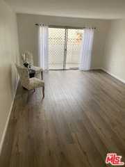 2911 4th St #108 - Photo 2 of 8