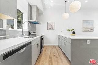 2955 Midvale Ave - Photo 7 of 8