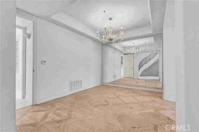 309 N Almont Dr - Photo 6 of 8
