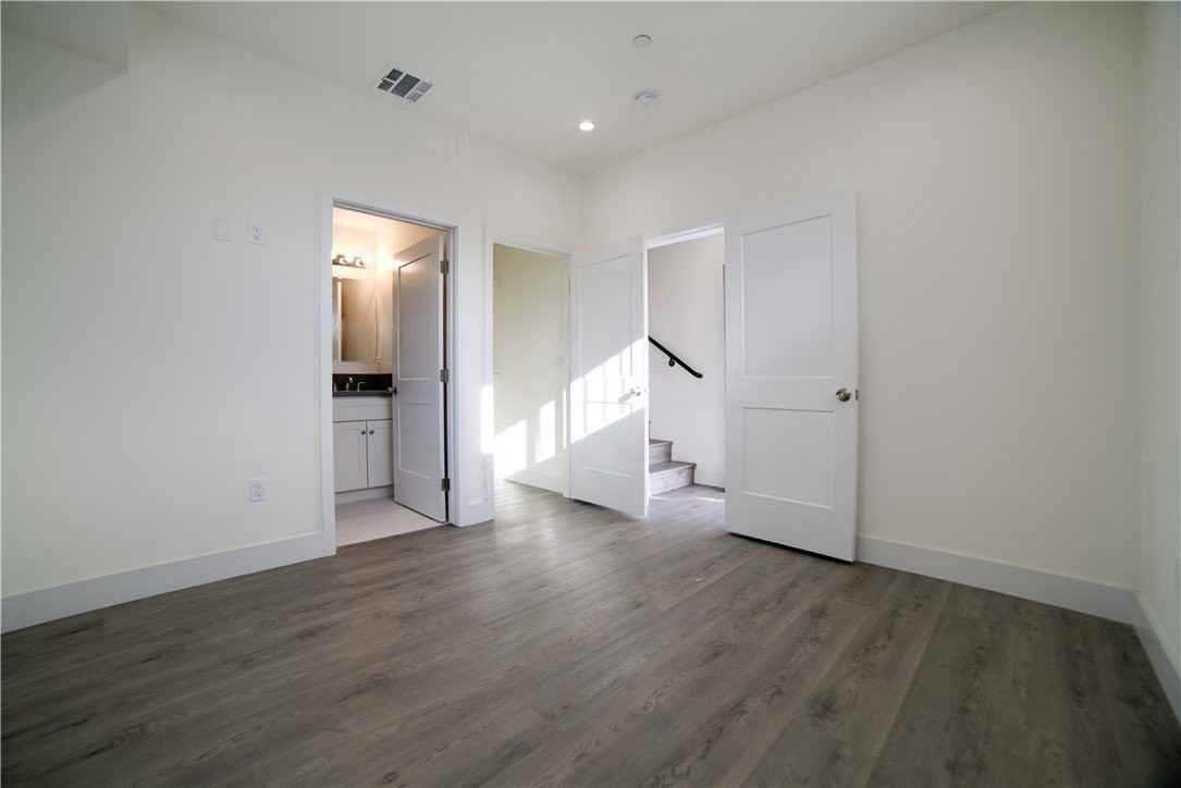 4559 1/2 Pickford St #4559 - Photo 5 of 8