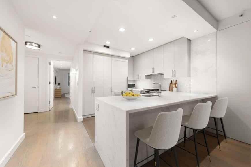408 E 79th St - Photo 4 of 10