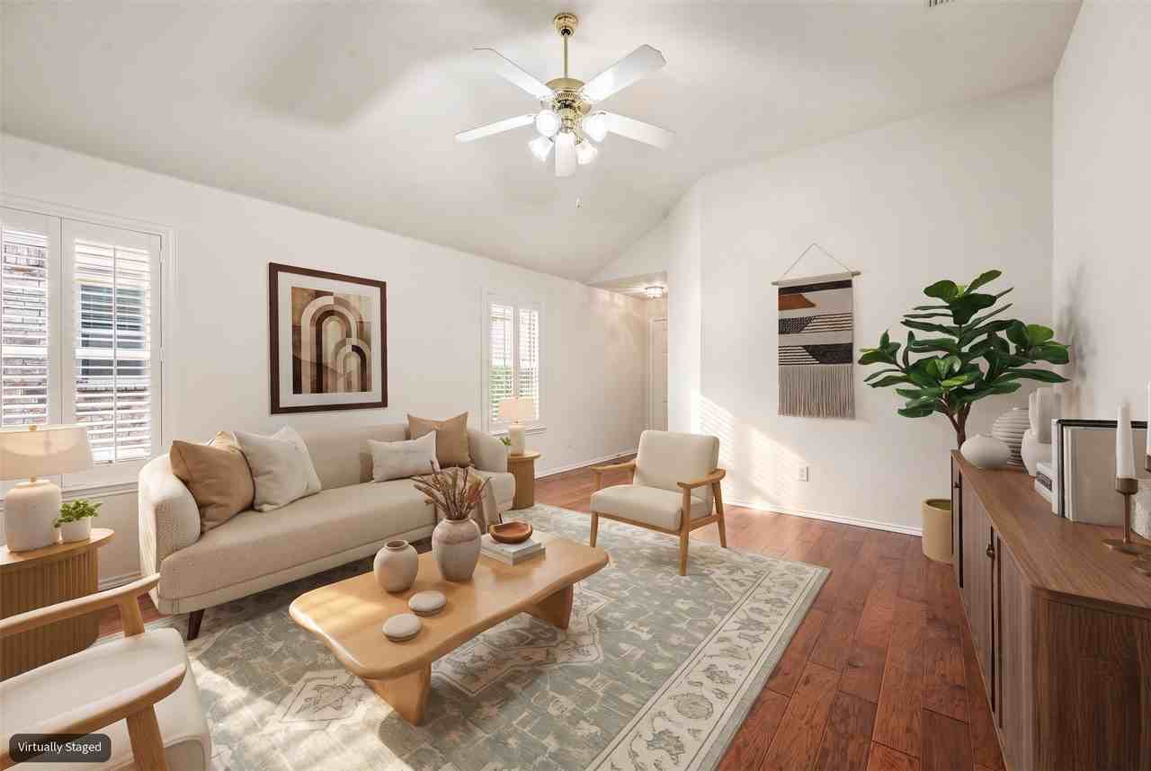 12113 Thicket Bend Dr - Photo 7 of 35