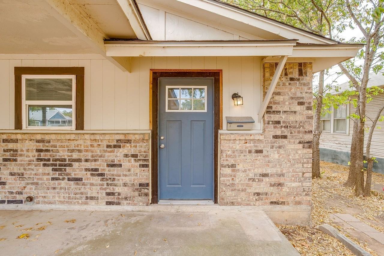 4935 Curzon Ave - Photo 2 of 20