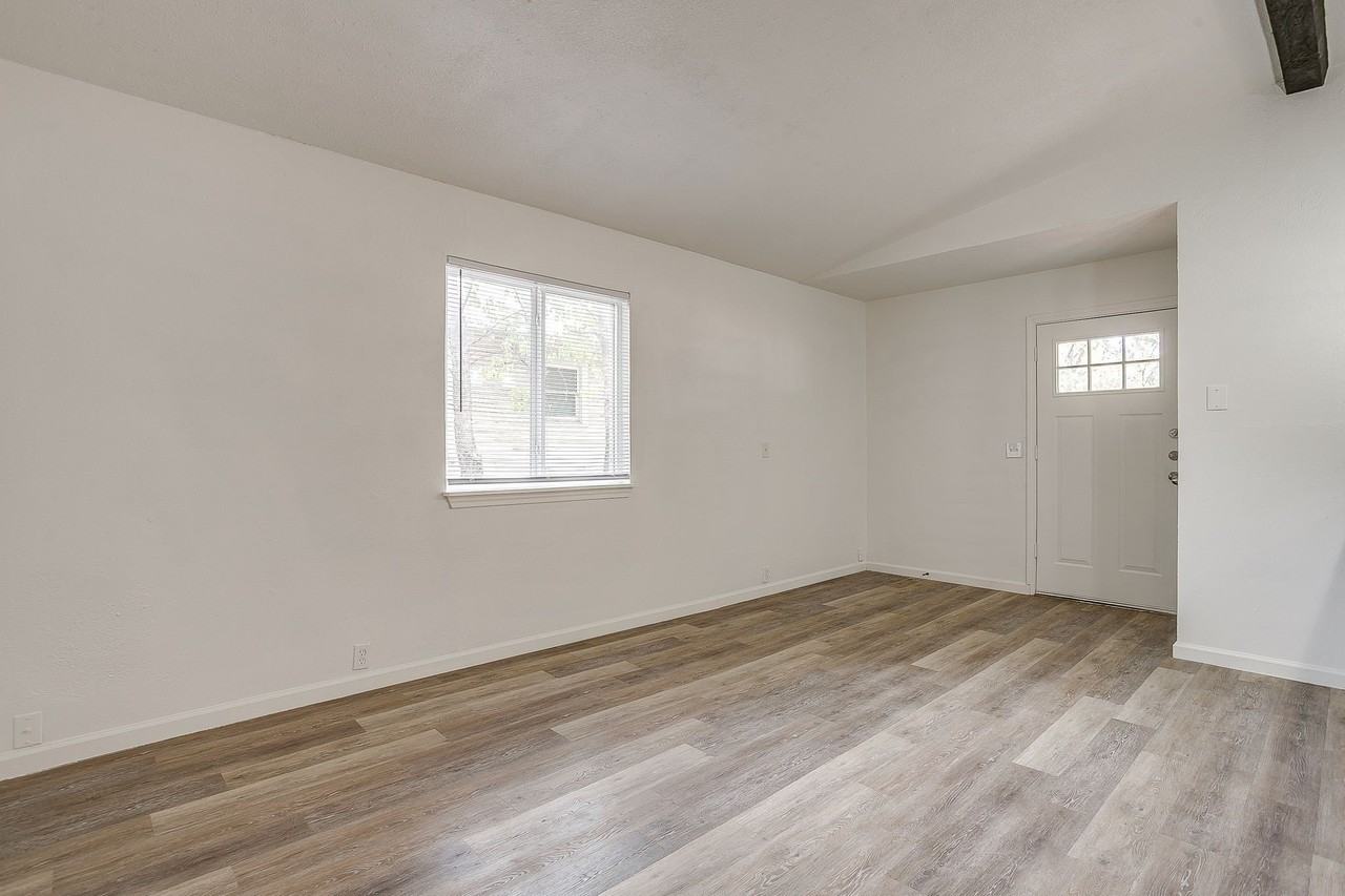 4935 Curzon Ave - Photo 6 of 20